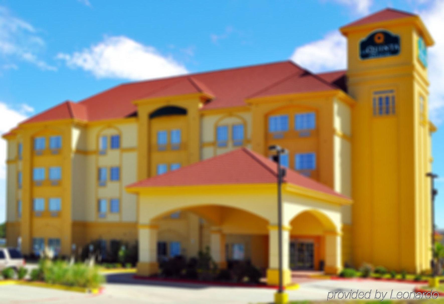 La Quinta Inn And Suites By Wyndham Paris Exterior foto